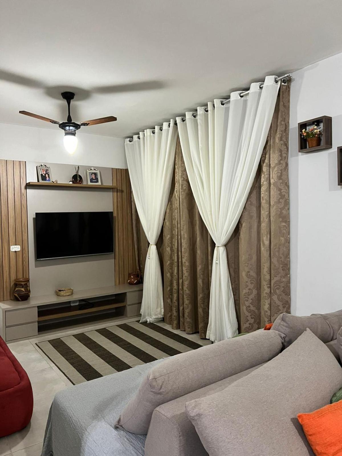 Apartamento Amplo E Belissimo! - 3 Quadras Do Mar! 과루자 외부 사진