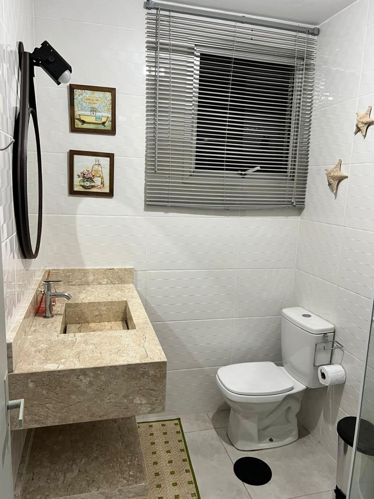 Apartamento Amplo E Belissimo! - 3 Quadras Do Mar! 과루자 외부 사진