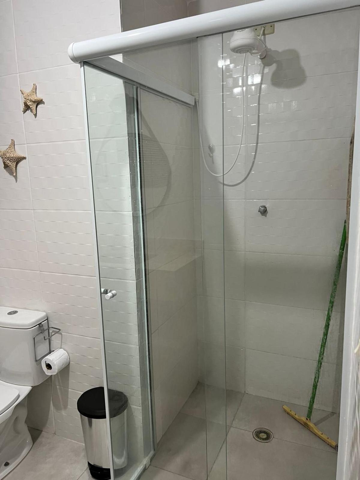 Apartamento Amplo E Belissimo! - 3 Quadras Do Mar! 과루자 외부 사진